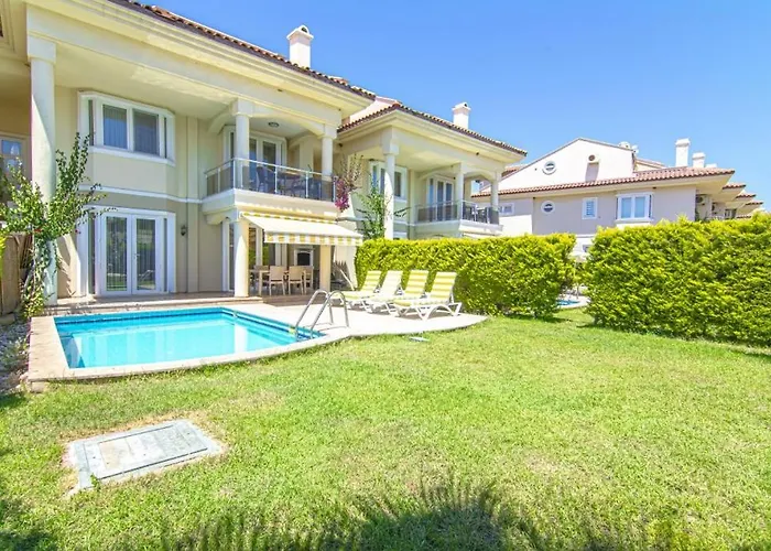 Sunset Beach Club Aqua Lettings Oyster 1 Вилла