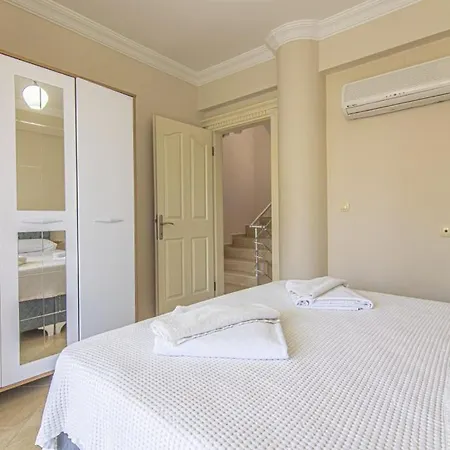 Sunset Beach Club Aqua Lettings Oyster 1 别墅 费特希耶