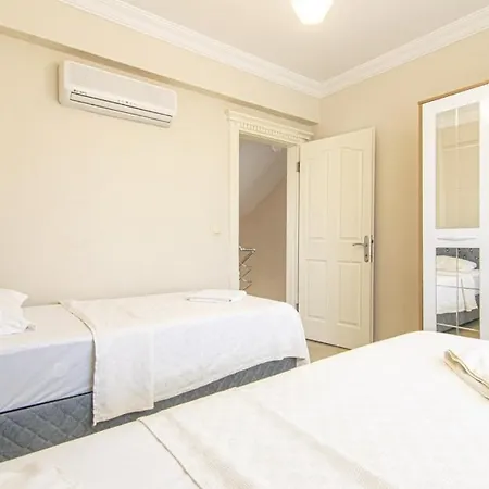 Sunset Beach Club Aqua Lettings Oyster 1 빌라 페티예