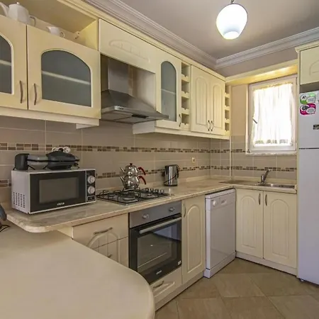 Sunset Beach Club Aqua Lettings Oyster 1 *