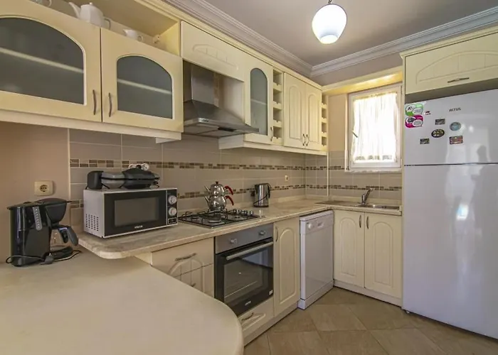 Sunset Beach Club Aqua Lettings Oyster 1 *